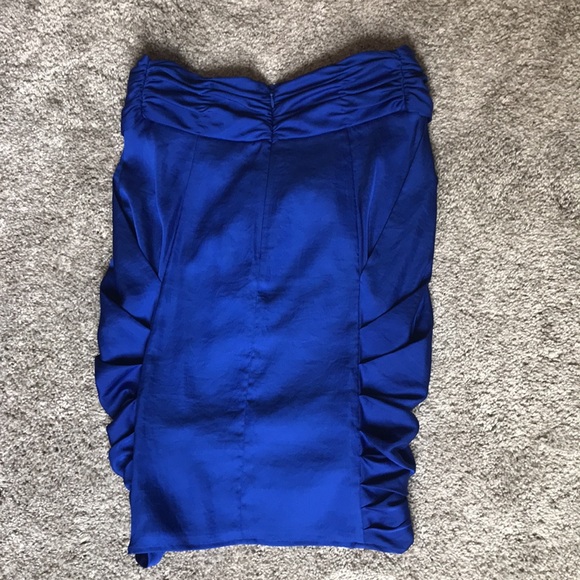 #tulip cut #skirt #BCBGmaxazria - Picture 5 of 6